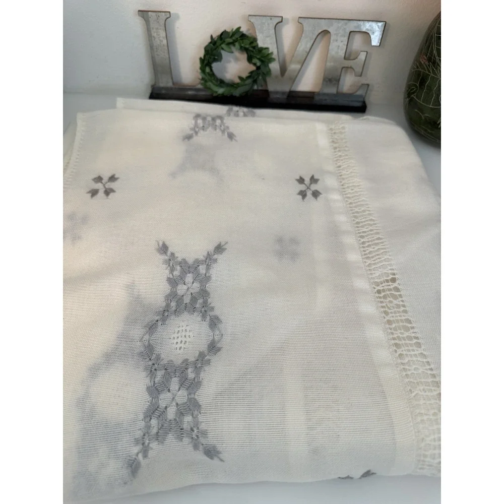 Vintage Linen tablecloth Hand Embroidered Ivory Gray Abstract Venice Italy 54X54